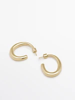 Plain hoop earrings