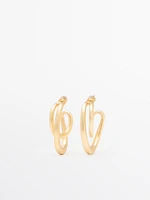 Oval hoop earrings