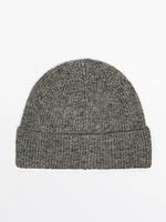 Ribbed beanie