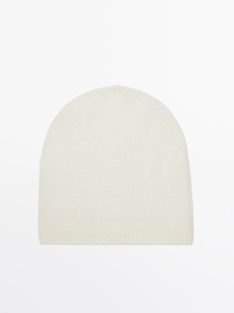 Fine wool blend beanie