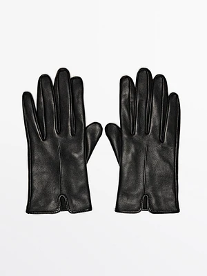 Leather gloves