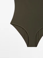 Plain swimsuit with straight neckline