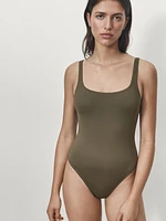 Plain swimsuit with straight neckline