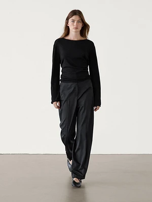 100% wool straight-leg trousers with hem detail