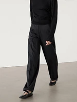 100% wool straight-leg trousers with hem detail