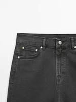 Straight-fit jeans with pockets