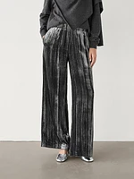 Wide-leg velvet trousers