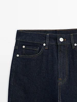 High-waist straight-leg comfort jeans