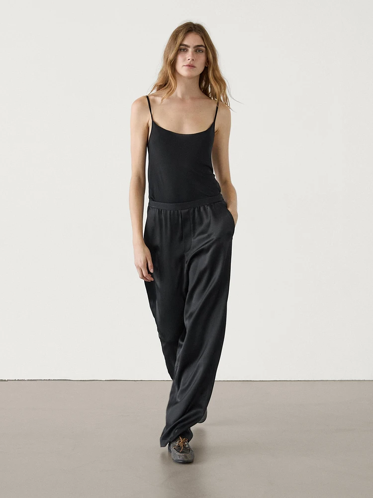 Straight-leg satin trousers with an elastic waistband