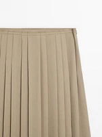 Long skirt with pleated detail