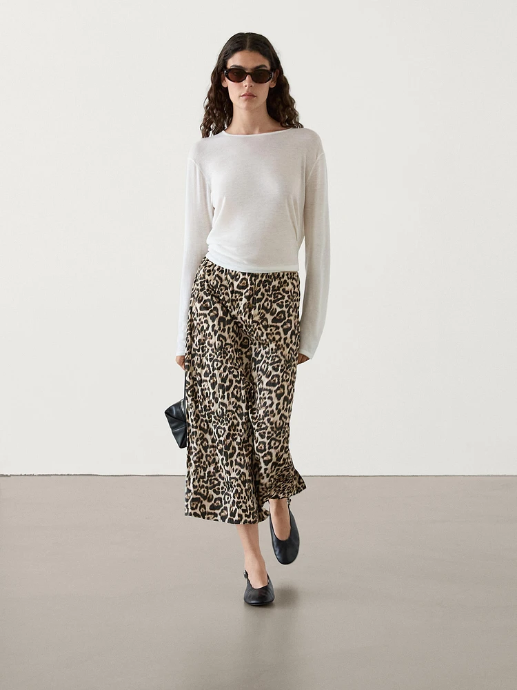 Animal print midi skirt with slit