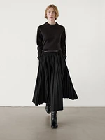 Pleated skirt with leather detail