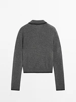 Contrast knit sweater with polo collar