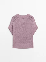 Short sleeve knit sweater with ribbed detail