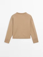 100% cashmere crew neck sweater