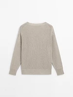 Oversize crew neck knit sweater