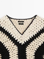 Crochet top with contrast detail