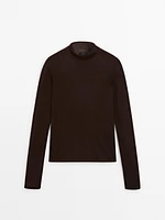 100% wool extra-fine knit sweater