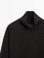 High neck wool sweater