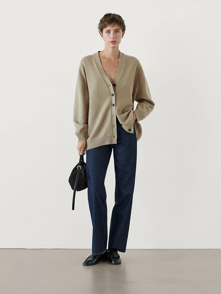 Long 100% wool knit cardigan