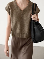 100% wool V-neck vest