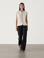 Buttoned V-neck waistcoat