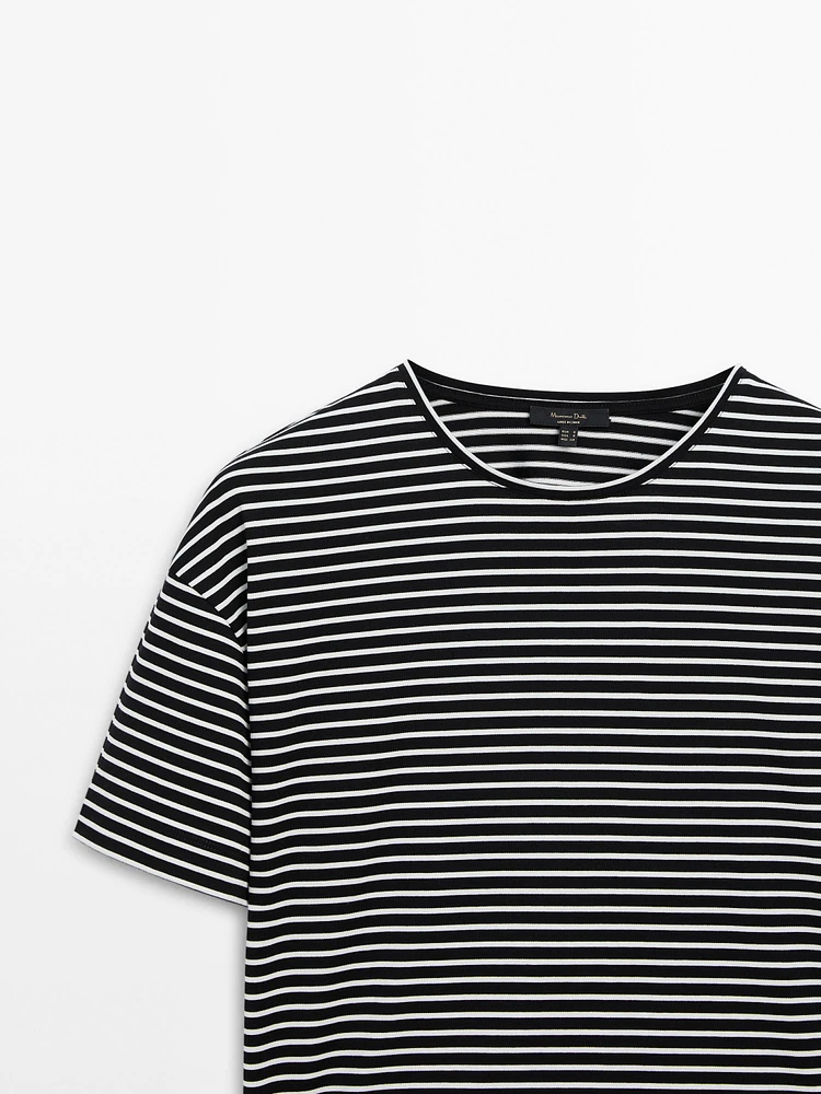 Striped short sleeve T-shirt