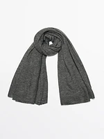 100% cashmere scarf with melange detail