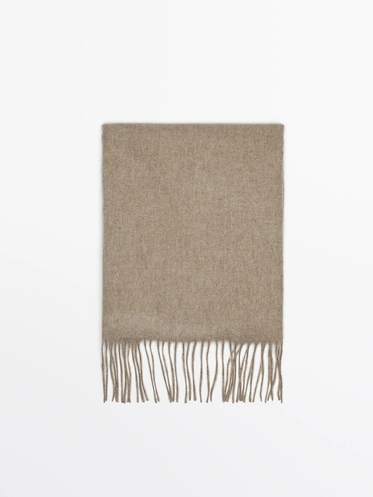 100% cashmere scarf with fringing