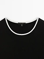 Thick T-shirt with contrast trims