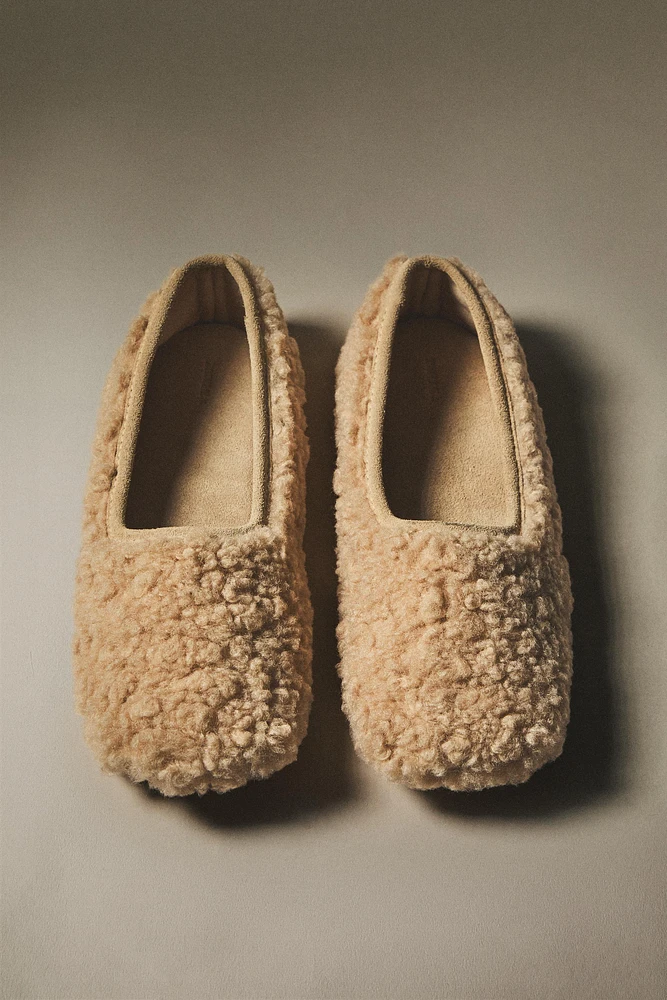 FAUX SHEARLING BALLET FLATS