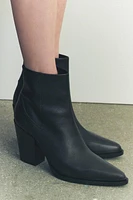 HEELED LEATHER ANKLE BOOTS