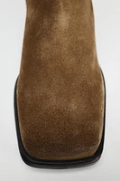 TOPSTITCH SUEDE ANKLE BOOTS