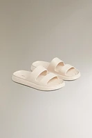 RUBBERIZED FLATFORM SANDALS