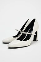 CURVED HEEL PUMP