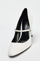 CURVED HEEL PUMP