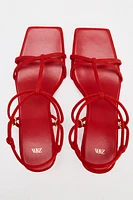 LEATHER SANDALS WITH STRAPS