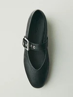 Soft ballet flats with buckle