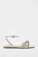 FLAT EMBELLISHED SANDAL