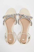 FLAT EMBELLISHED SANDAL