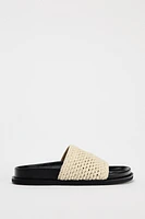 WOVEN FLAT SANDALS