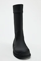 WATER RESISTANT RUBBERIZED EFFECT BOOTS