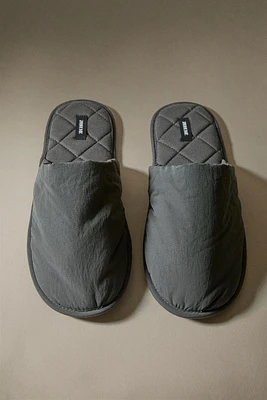 QUILTED TECHNICAL FABRIC SLIPPERS