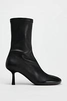 SOFT LEATHER ANKLE BOOT