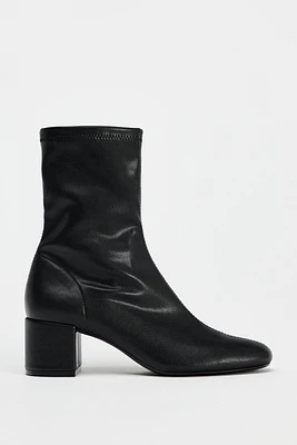 BLOCK HEELED SOFT ANKLE BOOTS