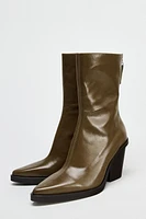 HEELED LEATHER ANKLE BOOTS