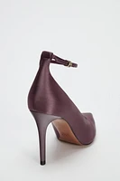 SATIN EFFECT PUMPS