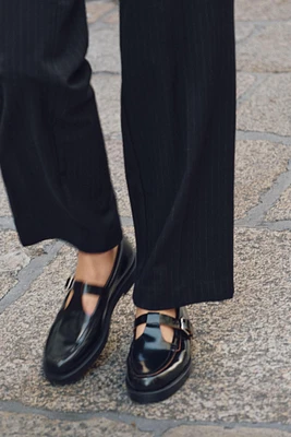 BUCKLED LEATHER LOAFERS