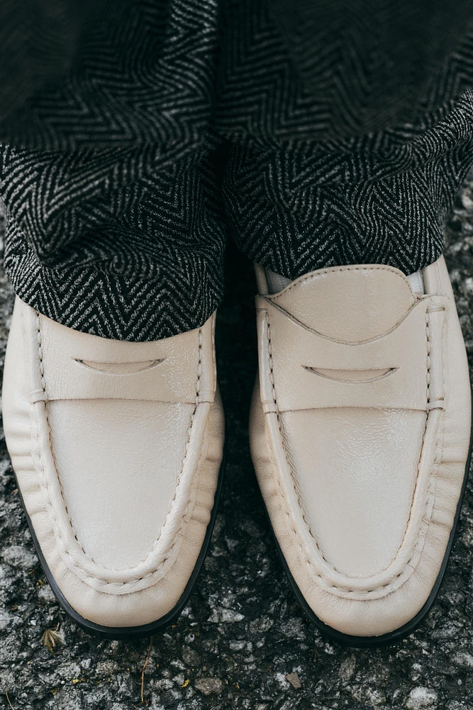 RUCHED LEATHER LOAFERS