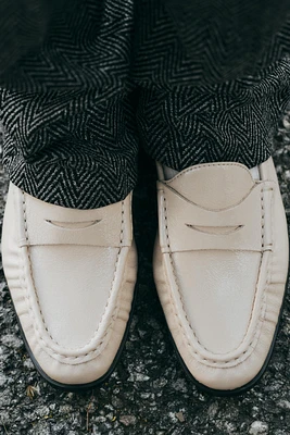 RUCHED LEATHER LOAFERS